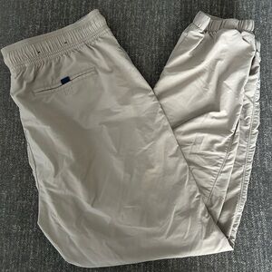 Vineyard Vines Joggers!